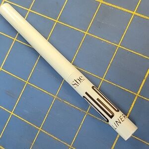 She Beauty Liquid Color Eyeliner Pencil 3.4g New Sealed -  Light Blue